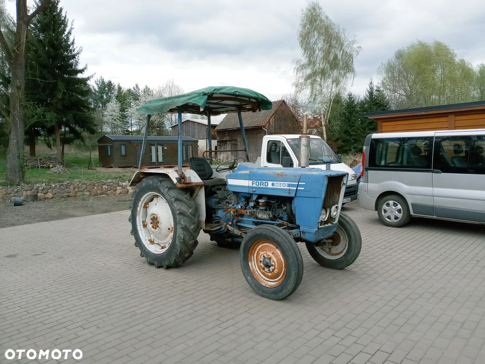 Ford 3600 - 1
