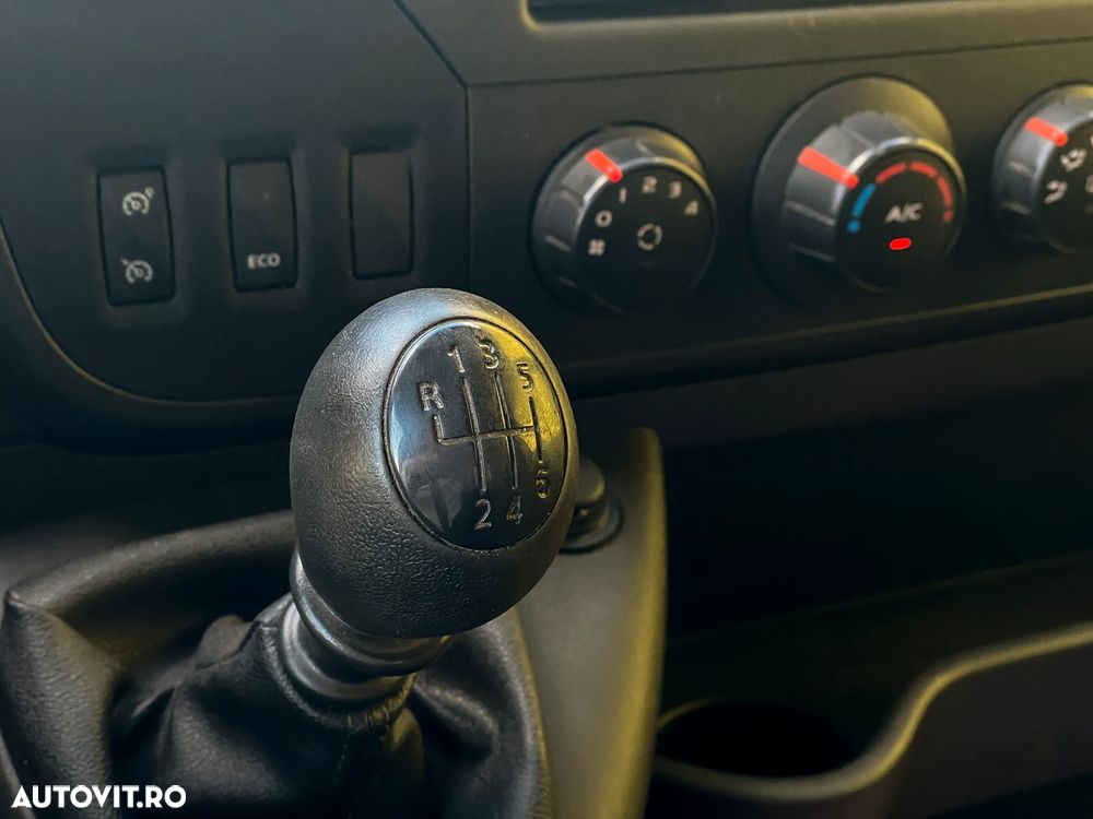Renault Master - 10