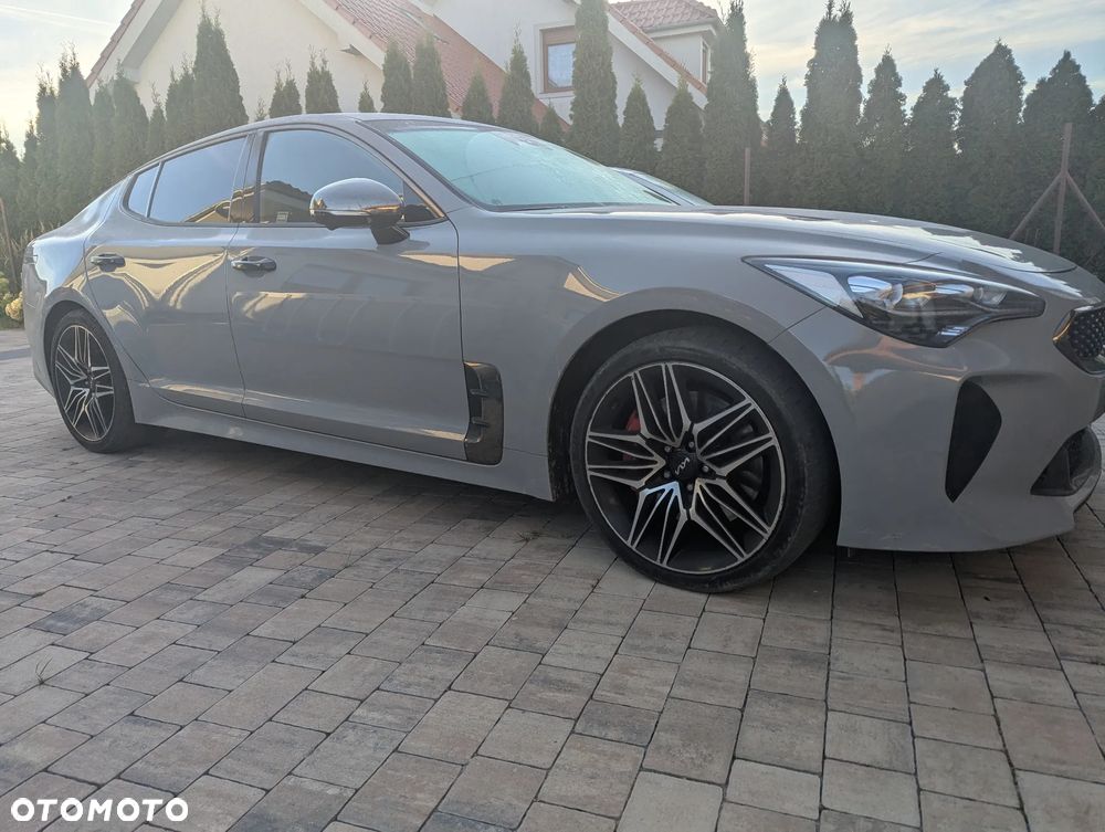 Kia Stinger 3.3 T-GDI V6 GT AWD - 9