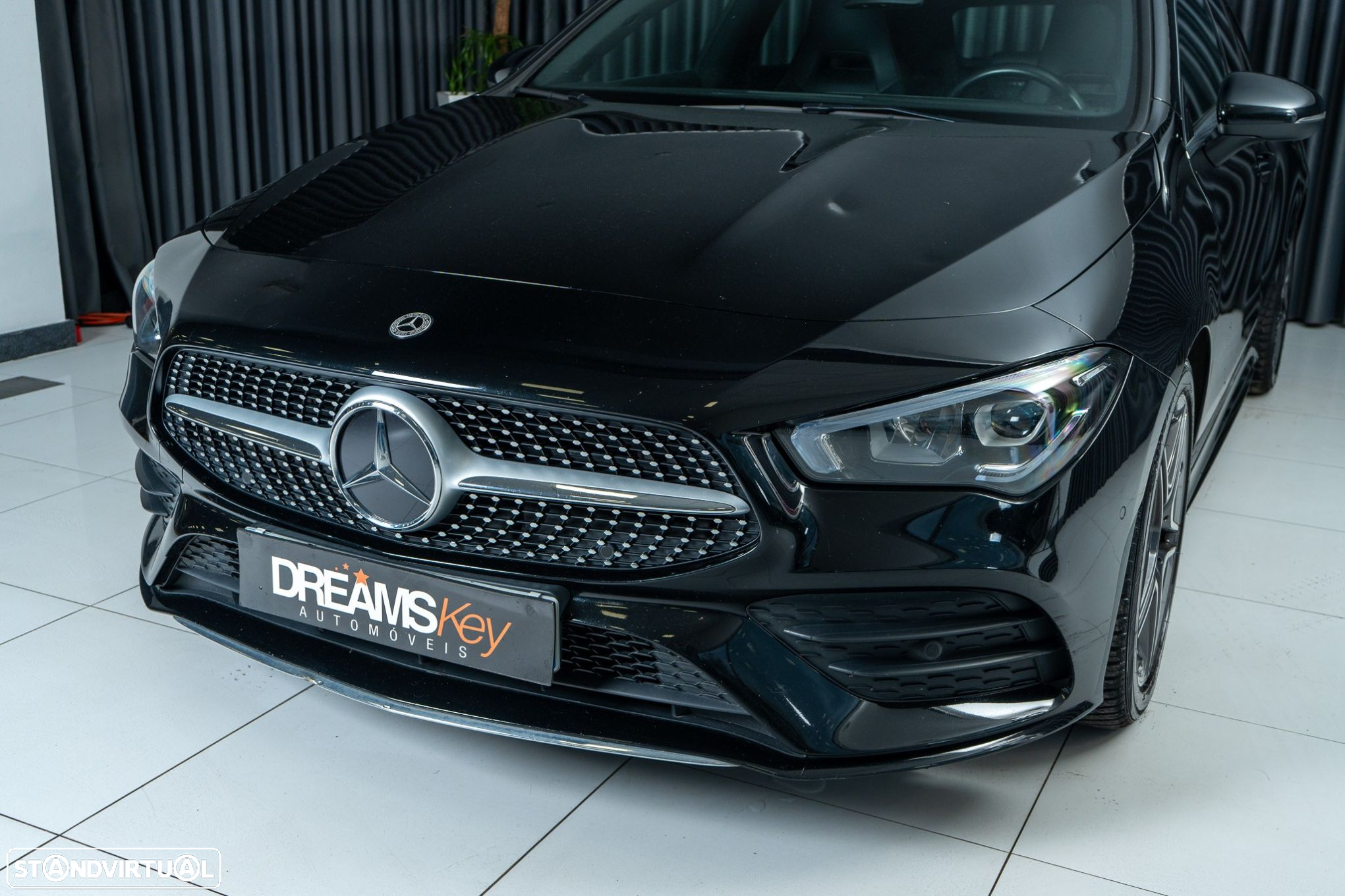 Mercedes-Benz CLA 180 Shooting Brake 7G-DCT AMG Line - 16