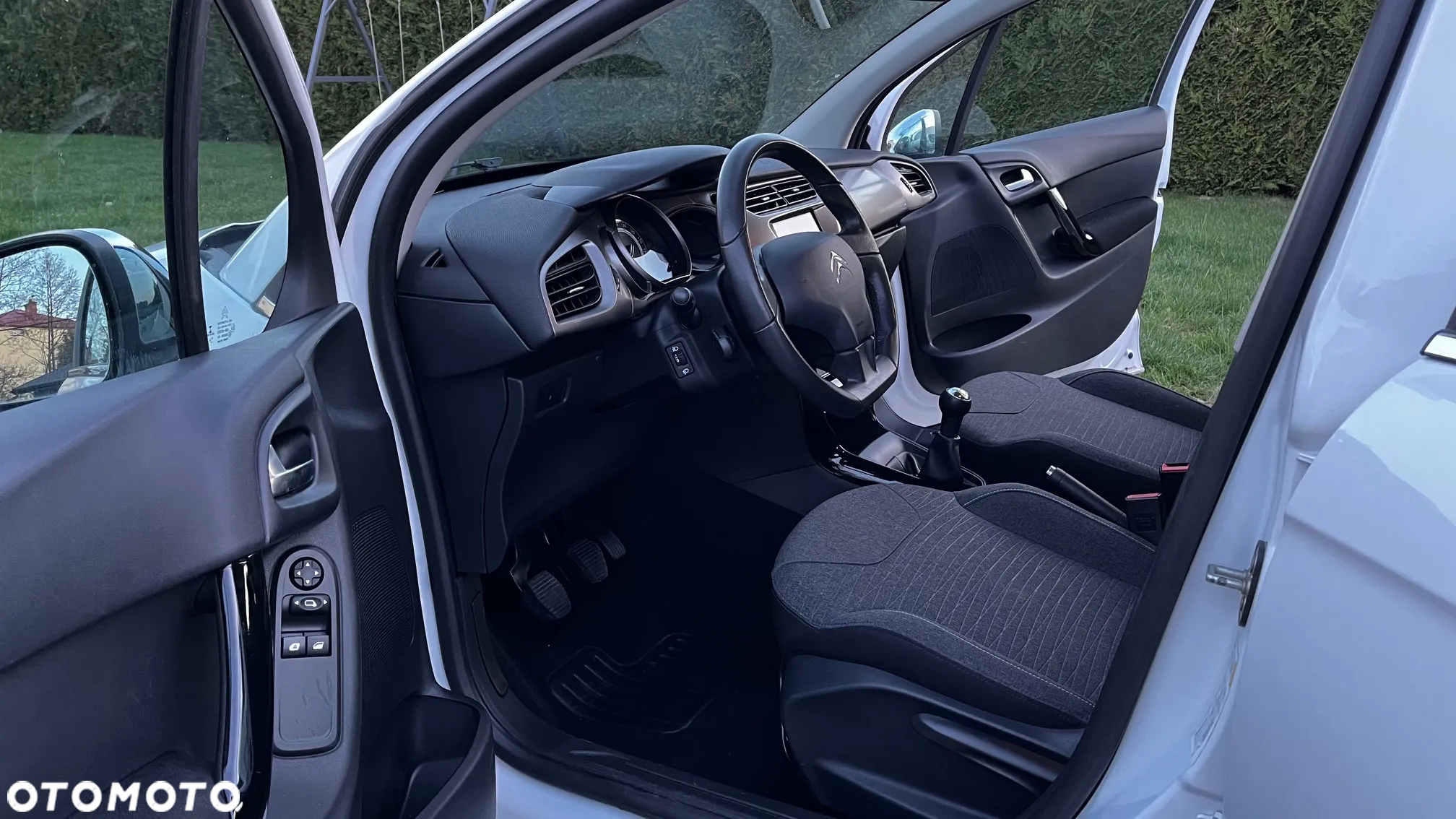 Citroën C3 Pure Tech (VTi) 68 Selection - 8