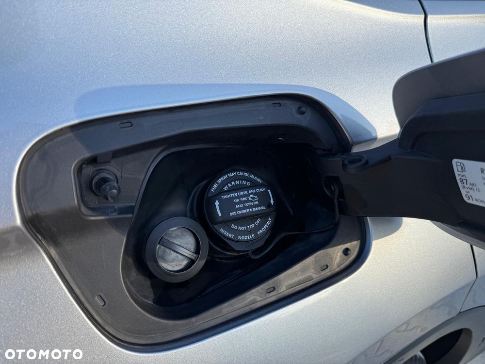 Volkswagen Tiguan - 9