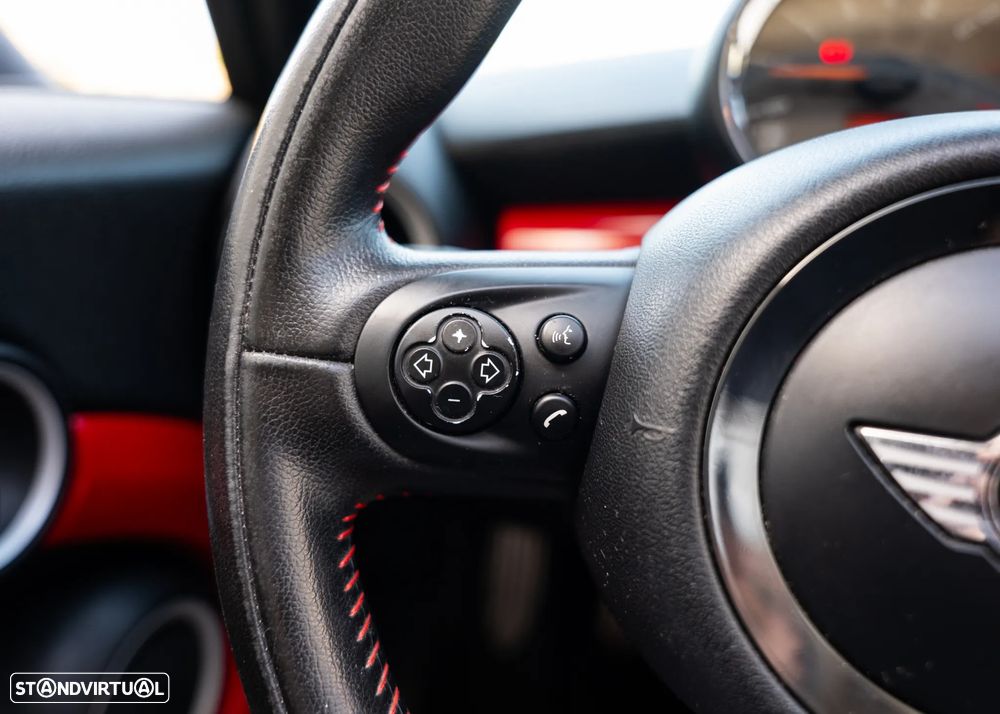MINI Cabrio John Cooper Works 157g - 27