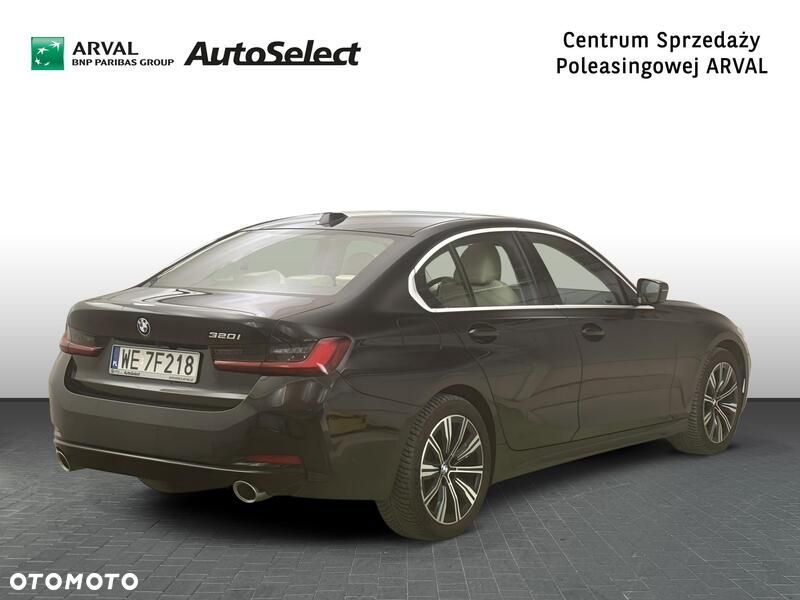 BMW Seria 3 320i - 7