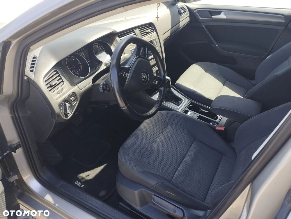 Volkswagen Golf 1.6 TDI BlueMotion Technology DSG Comfortline - 5