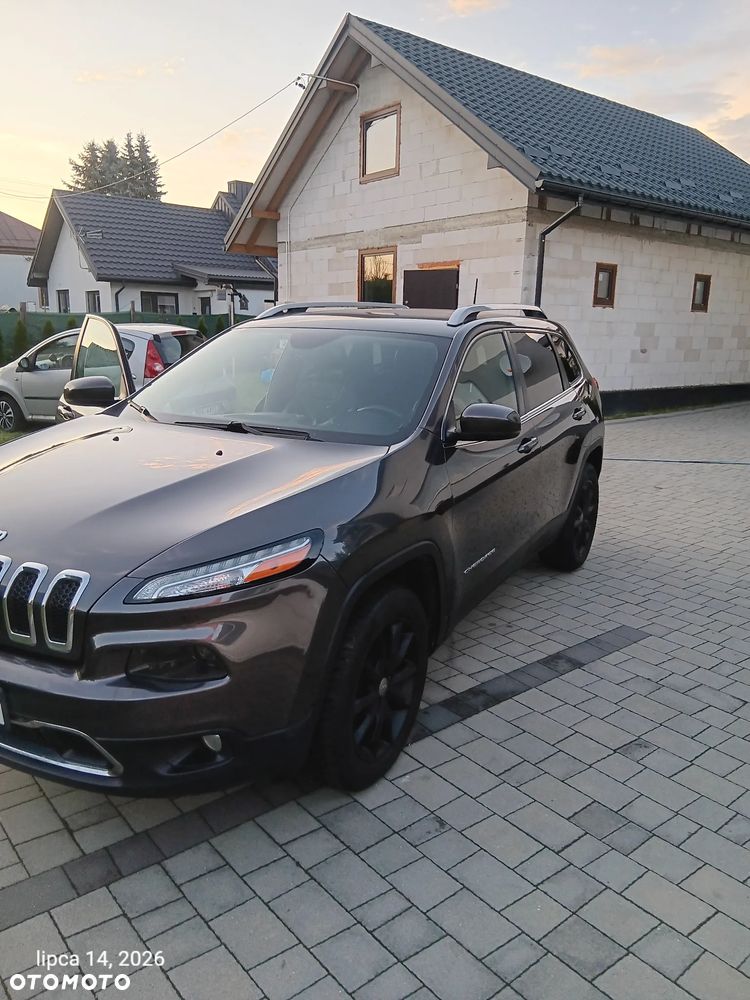Jeep Cherokee - 8