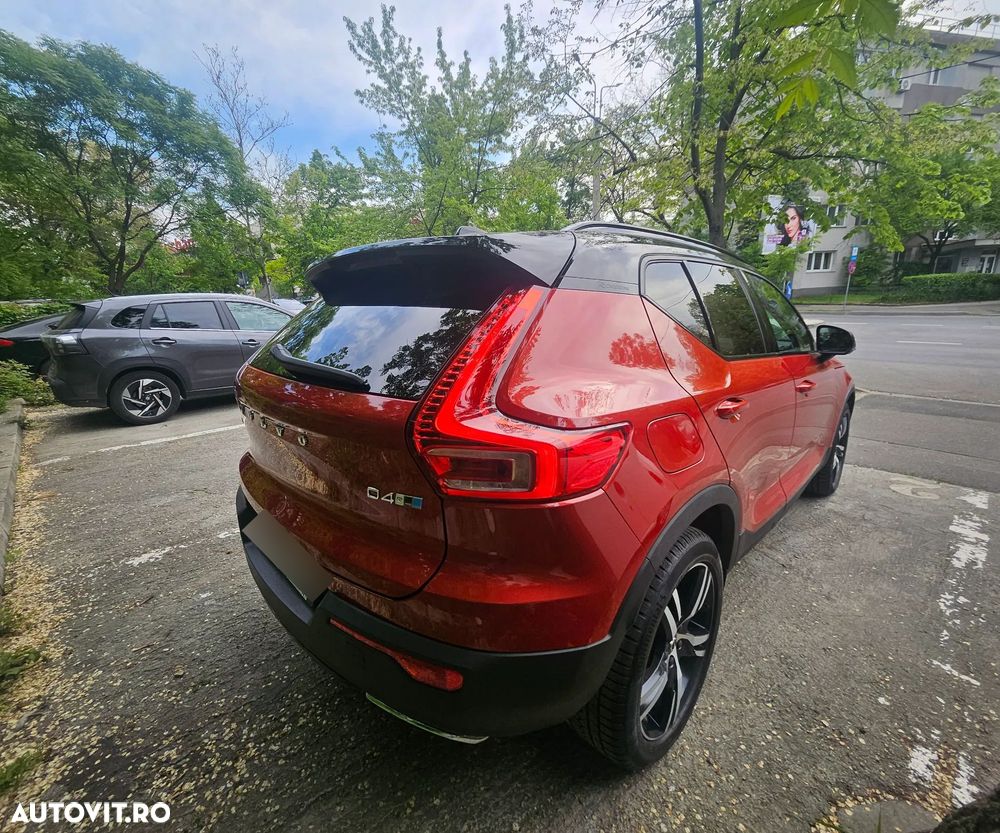 Volvo XC 40 D4 AWD R-Design - 9