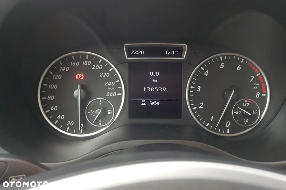 Mercedes-Benz Klasa B - 18