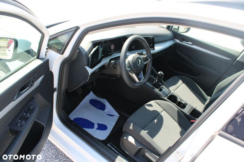 Volkswagen Golf - 16