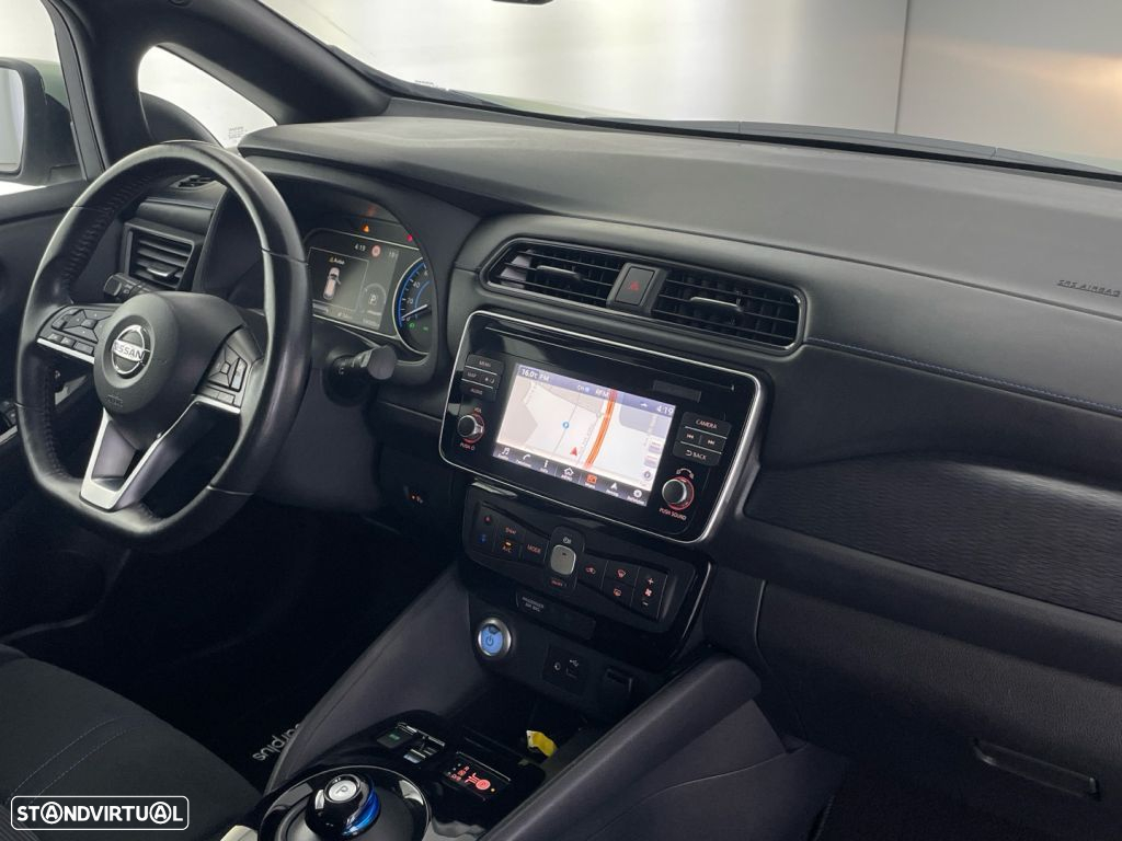 Nissan Leaf N-Connecta - 24
