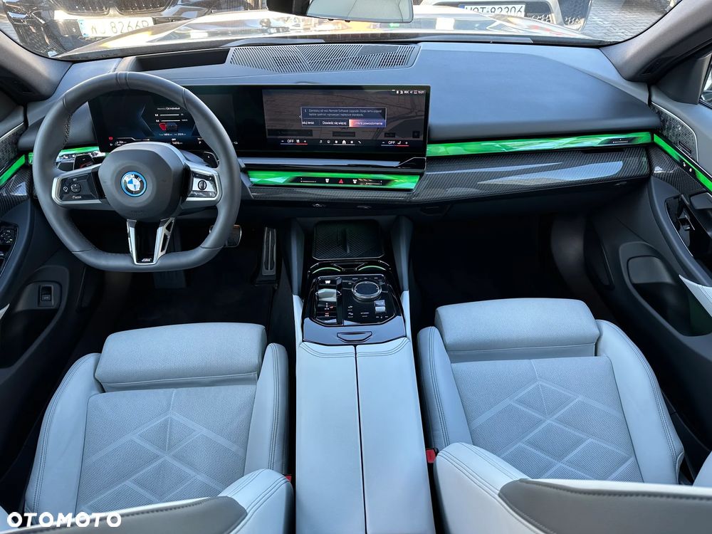 BMW Seria 5 530e xDrive PHEV M Sport Edition - 9