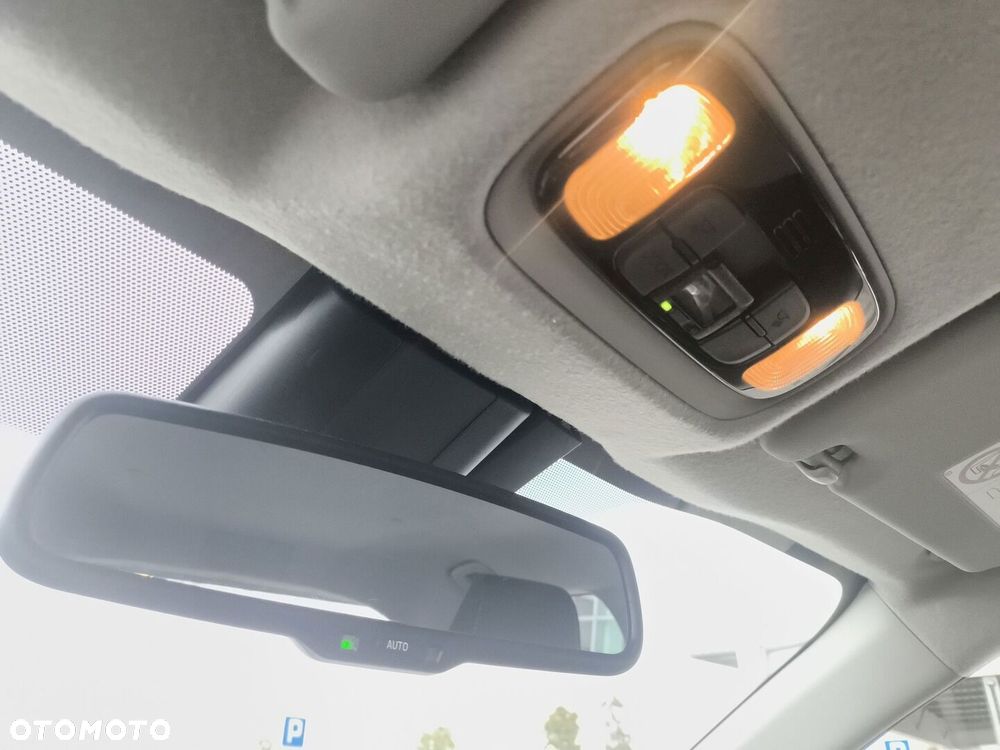 Toyota Yaris Cross Hybrid 1.5 Comfort - 28