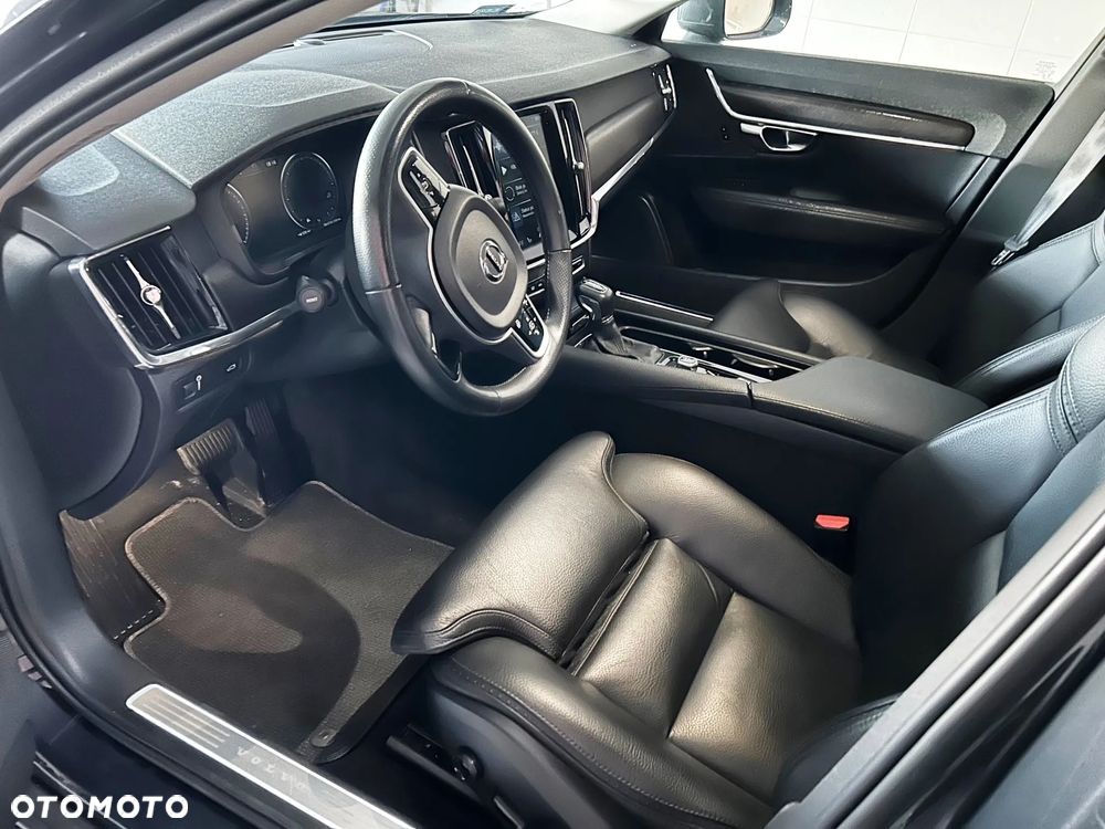 Volvo V90 Cross Country D4 AWD - 16