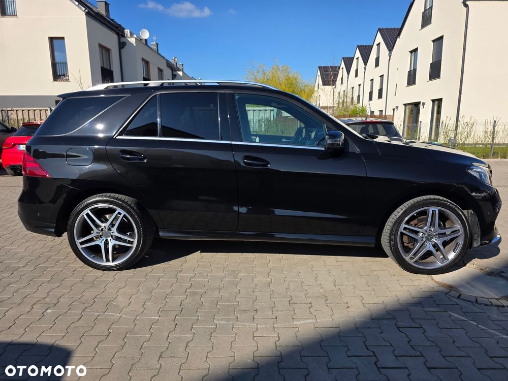 Mercedes-Benz GLE 350 d 4-Matic - 10
