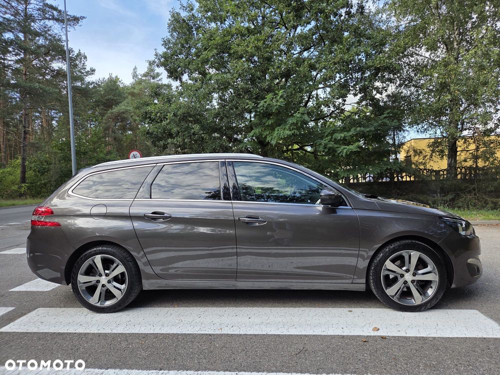 Peugeot 308 1.6 BlueHDi Allure S&S - 5