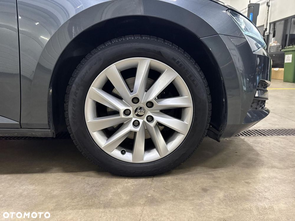 Skoda Superb - 19