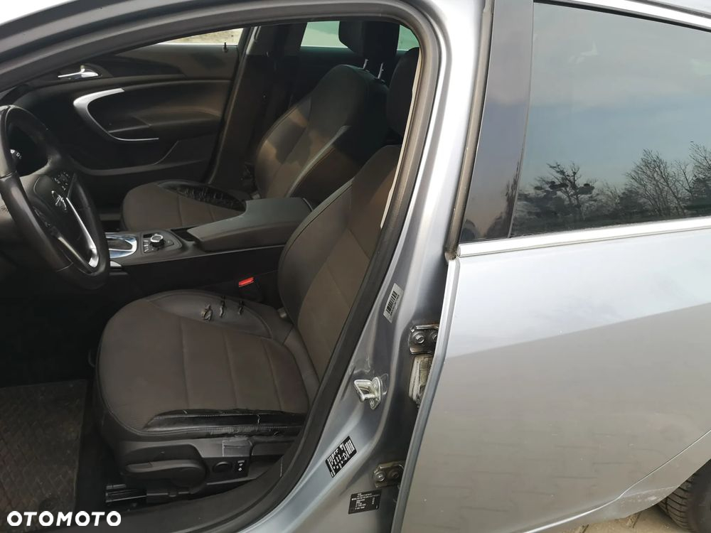Opel Insignia 2.0 ECOTEC DI Turbo Sports Tourer Edition - 17