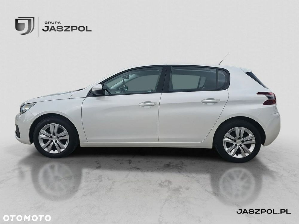 Peugeot 308 - 8