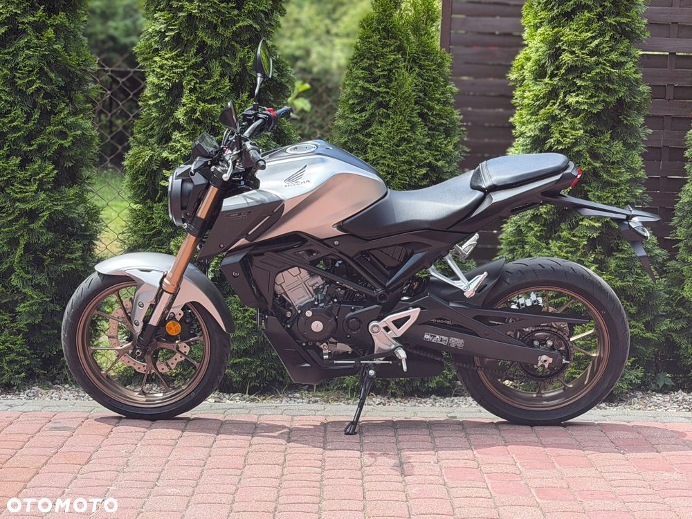 Honda CB - 7