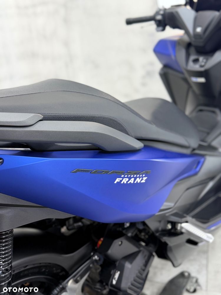 Honda NSS - 12