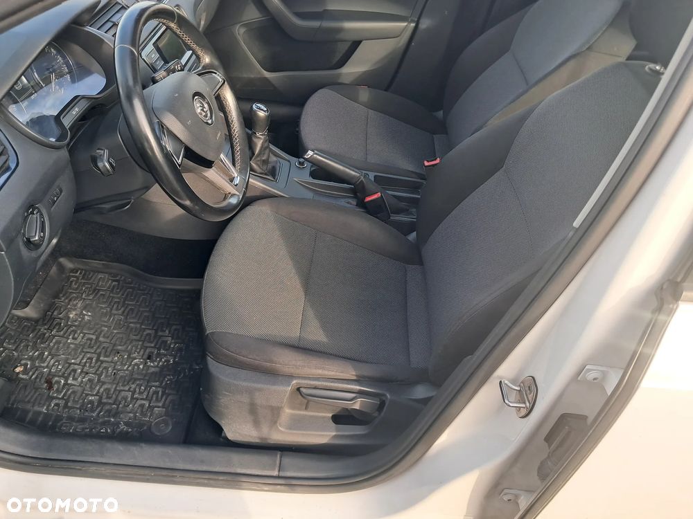 Skoda Octavia 1.4 TSI Active - 8