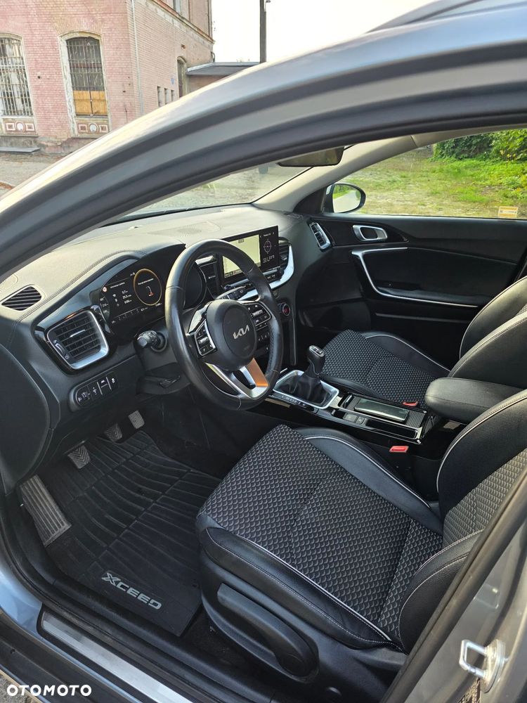 Kia XCeed 1.5 T-GDI Business Line - 5