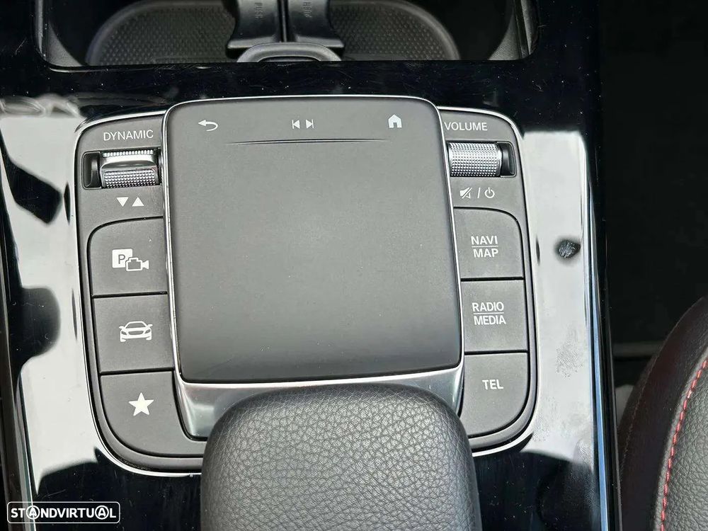 Mercedes-Benz CLA 180 d Shooting Brake AMG Line Aut. - 38