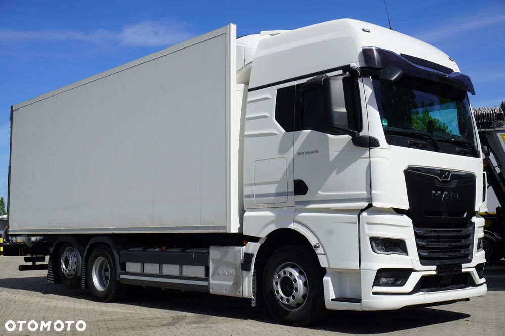 MAN TGX 26.470 6x2 / 80 tys km!! / 2023 / Chłodnia KRONE 18 EPAL / Thermoking T-1000 R Spectrum / Multitemperatura - 9