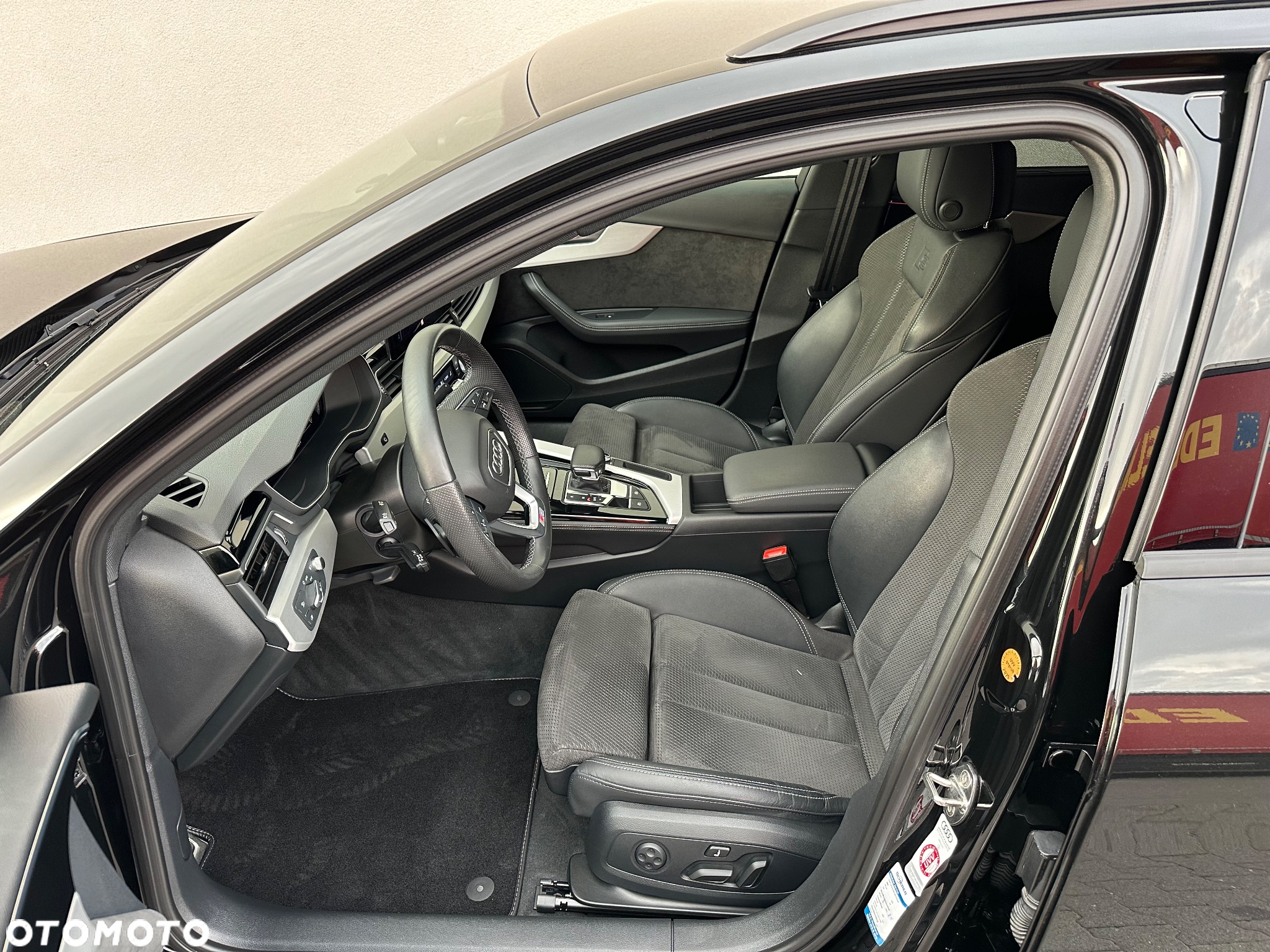 Audi A4 Avant 40 TDI S tronic S line - 22