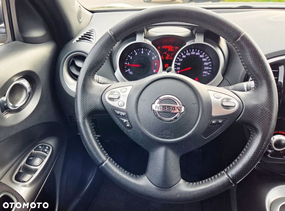 Nissan Juke 1.6 Xtronic N-Connecta - 34