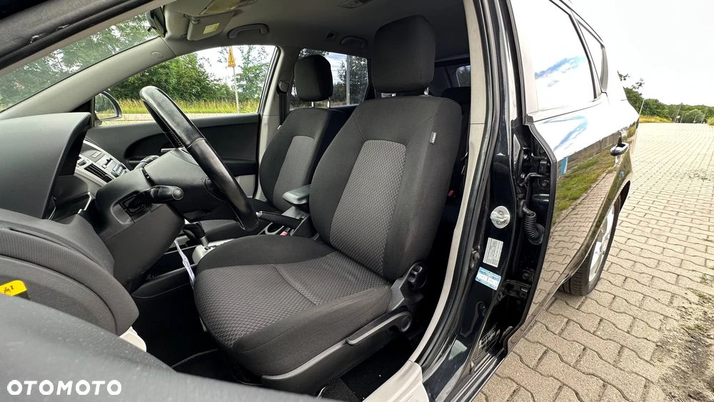 Kia Ceed 2.0 CVVT Automatik Spirit - 29