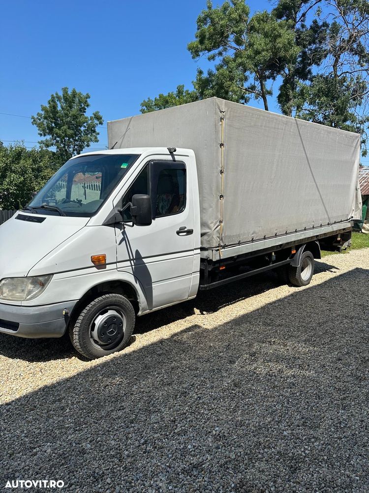 Mercedes-Benz Sprinter - 8