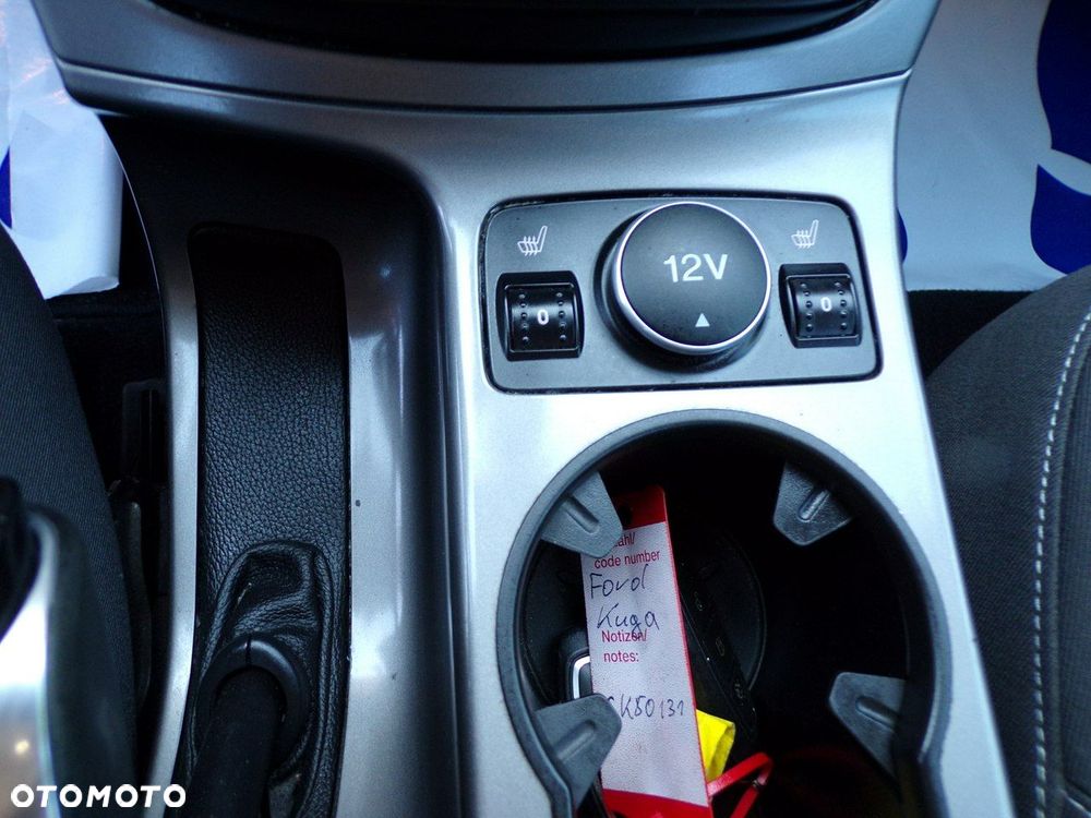 Ford Kuga - 25