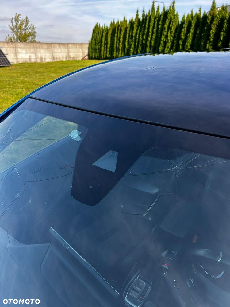 Peugeot 208 - 26