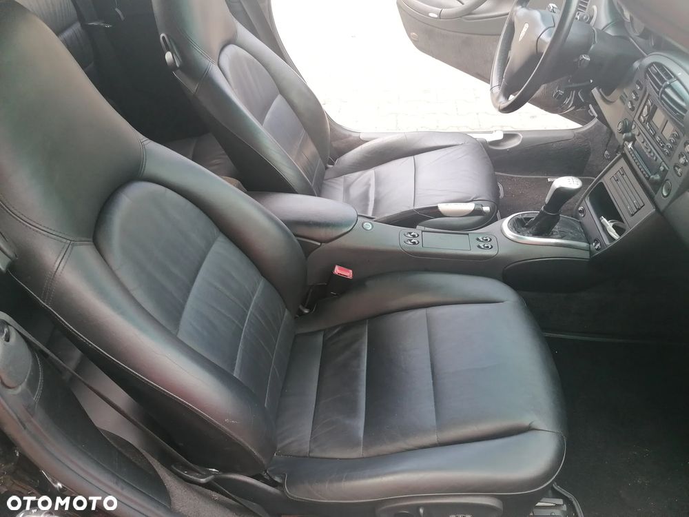 Porsche 911 Carrera Cabrio - 3