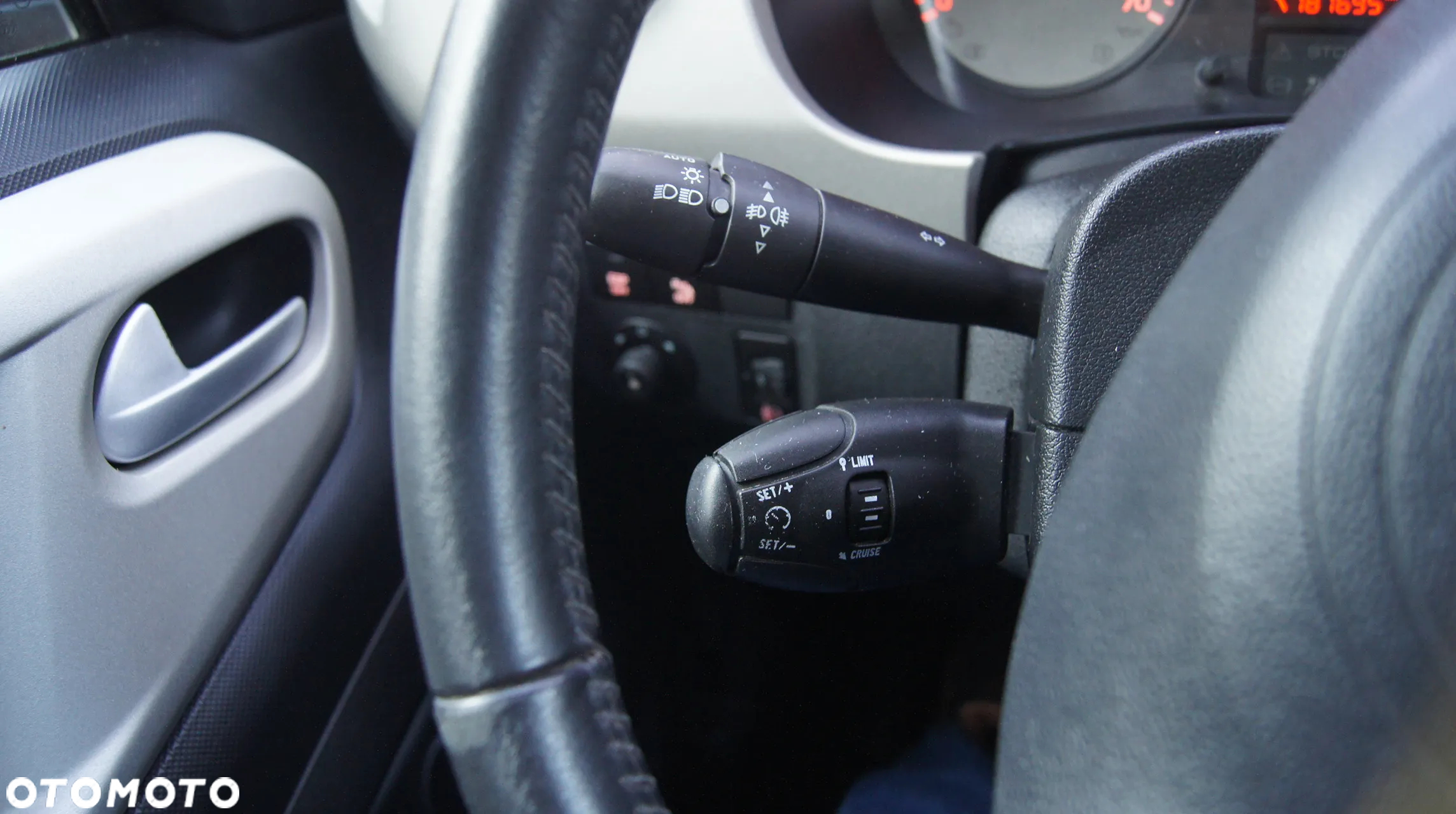 Citroën Berlingo Multispace HDi 115 FAP Selection - 24