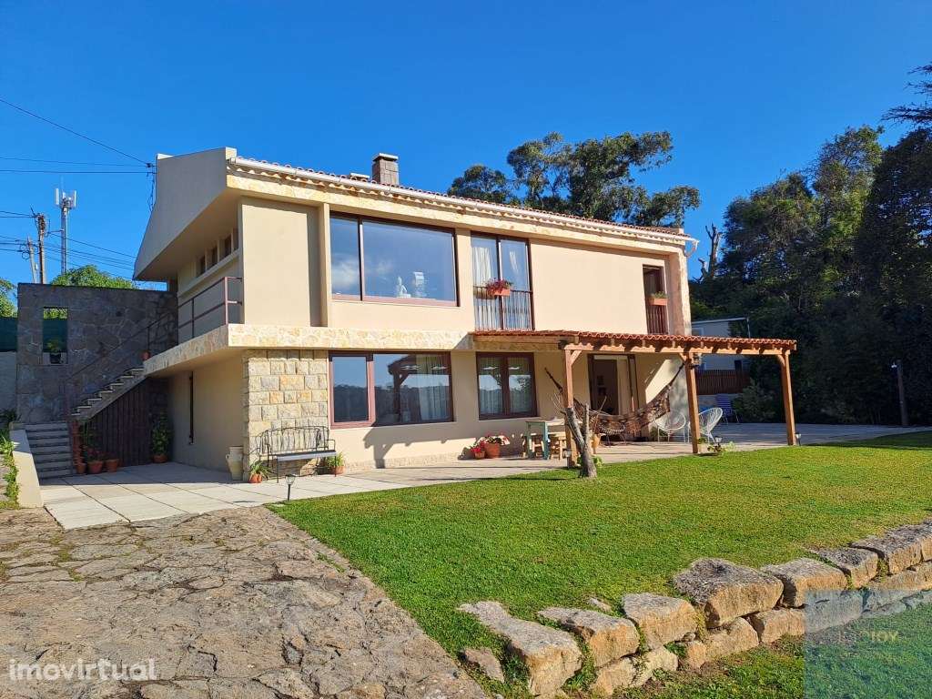 Moradia de Charme T4 +1 Isolada para venda no Carrascal em Sintra - Grande imagem: 5/54