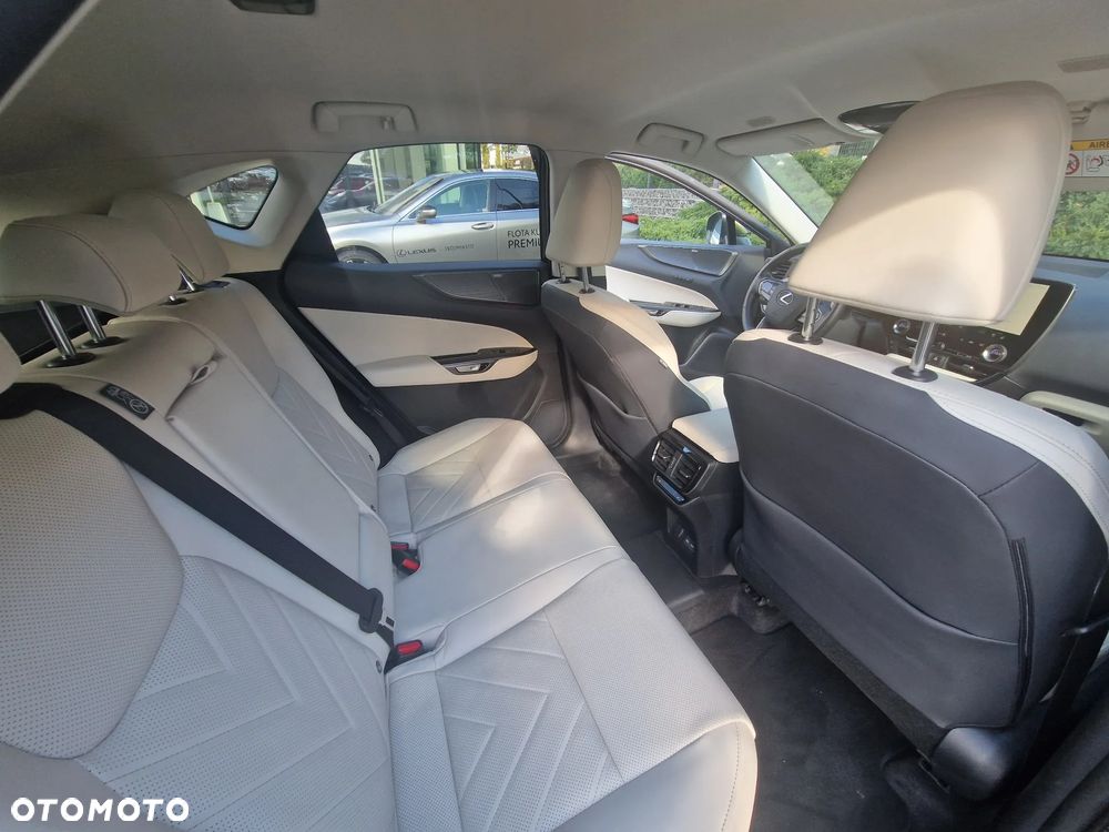 Lexus NX 450h+ Omotenashi AWD - 8