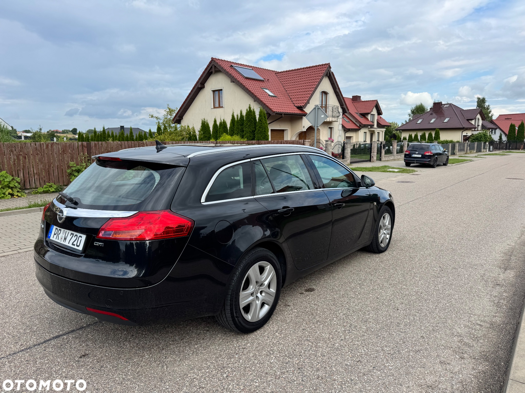 Opel Insignia 2.0 CDTI automatik Active - 3