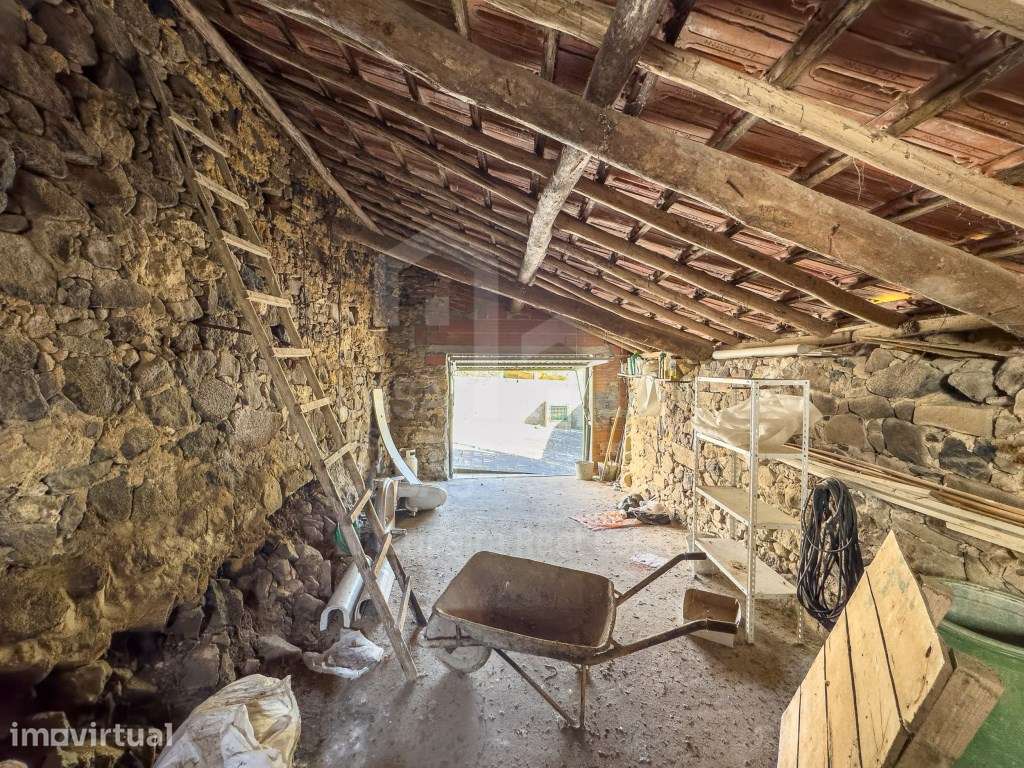 Vende Moradia T2 - Ericeira 15 km, A Casa das Casas - Grande imagem: 4/23