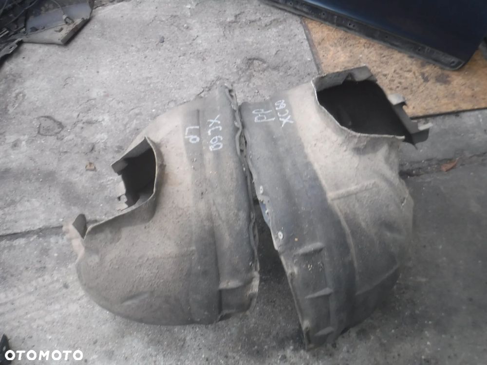 Volvo XC60 I nadkole lewe przod - 3