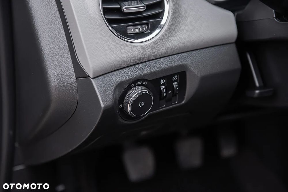 Chevrolet Cruze - 18