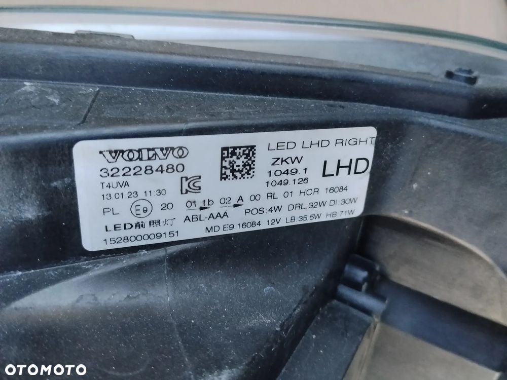 Lampa Lewa Prawa Full LED system Volvo V40 II 2 Lift bdb.stan Europa - 4