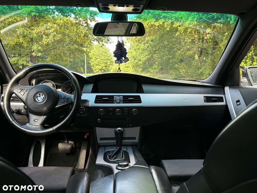 BMW Seria 5 530i - 11