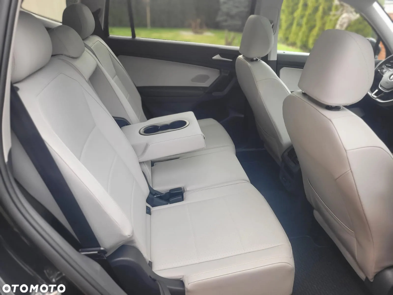 Volkswagen Tiguan - 32