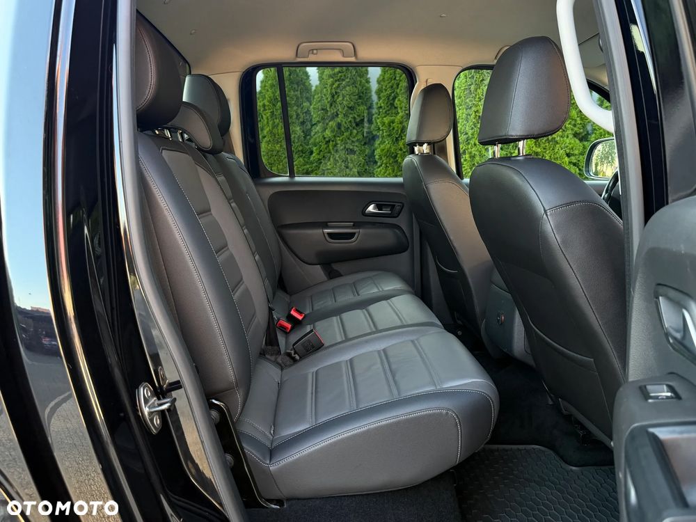 Volkswagen Amarok - 21