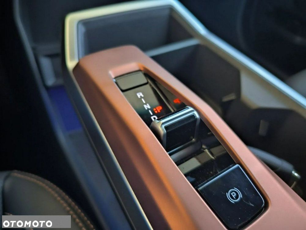 SsangYong/KGM Torres - 30