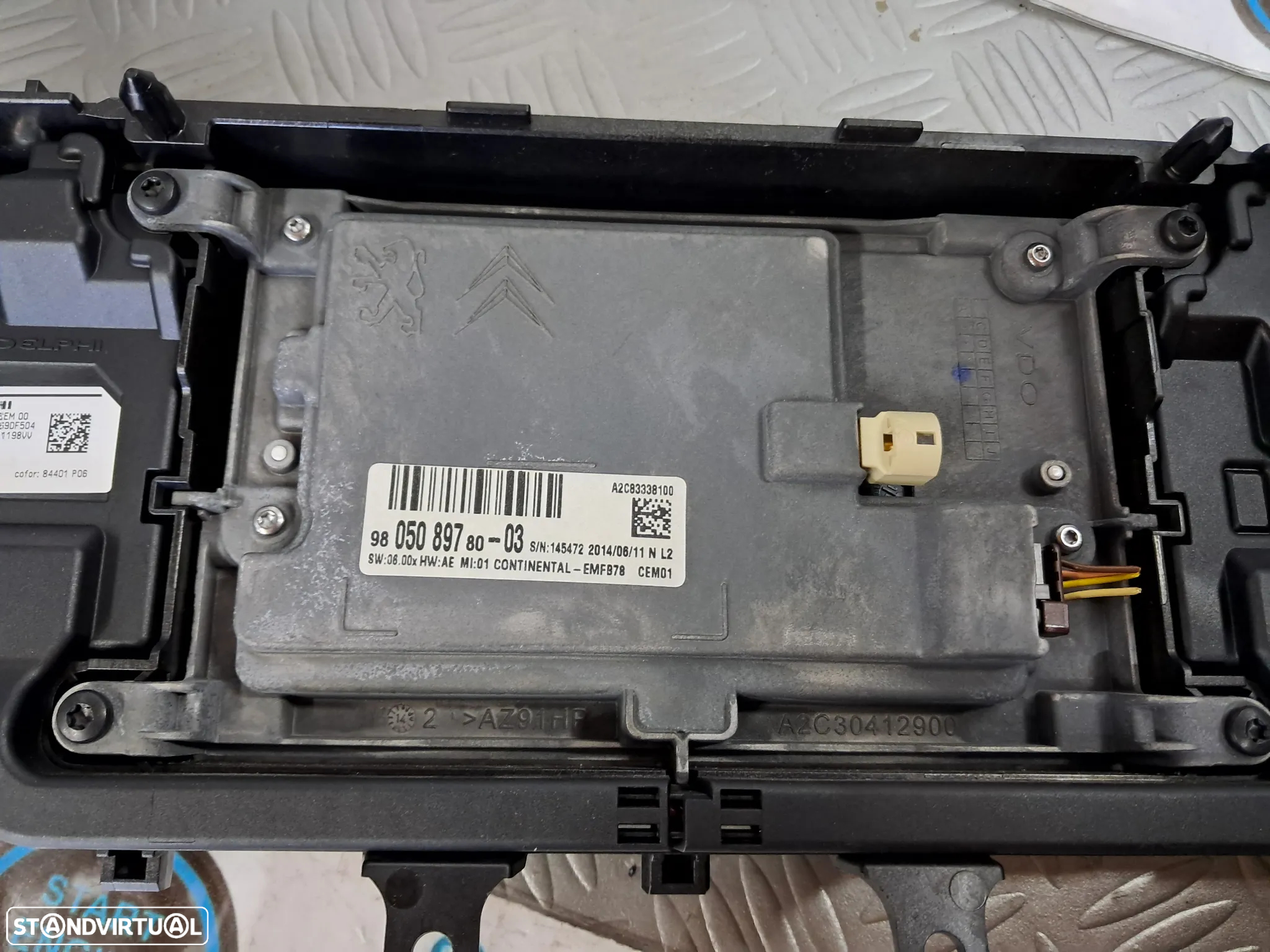 Visor do Radio Display Citroen C4 Grand Picasso II 9805089780 - 3