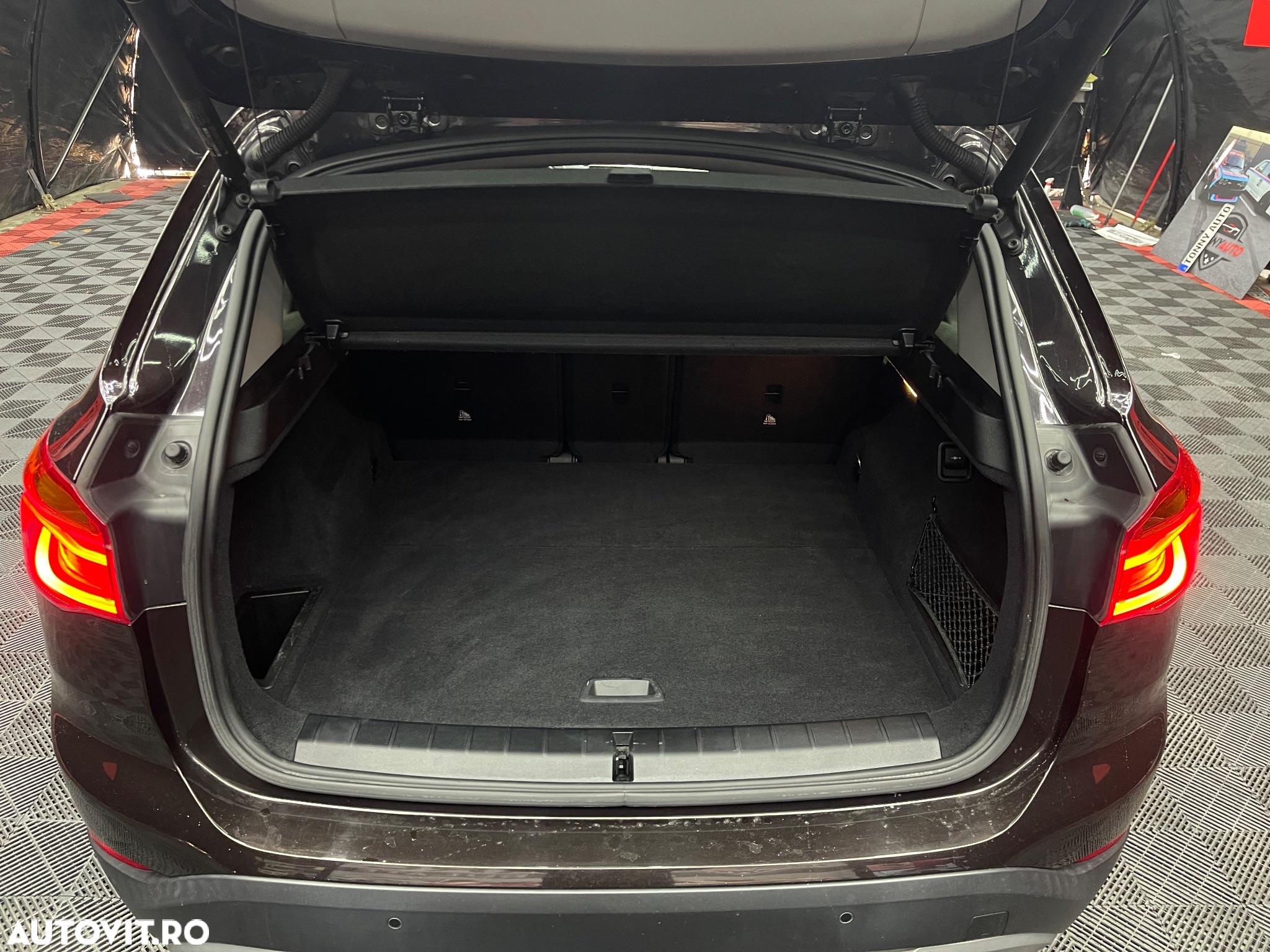 BMW X1 xDrive18d Aut. - 12