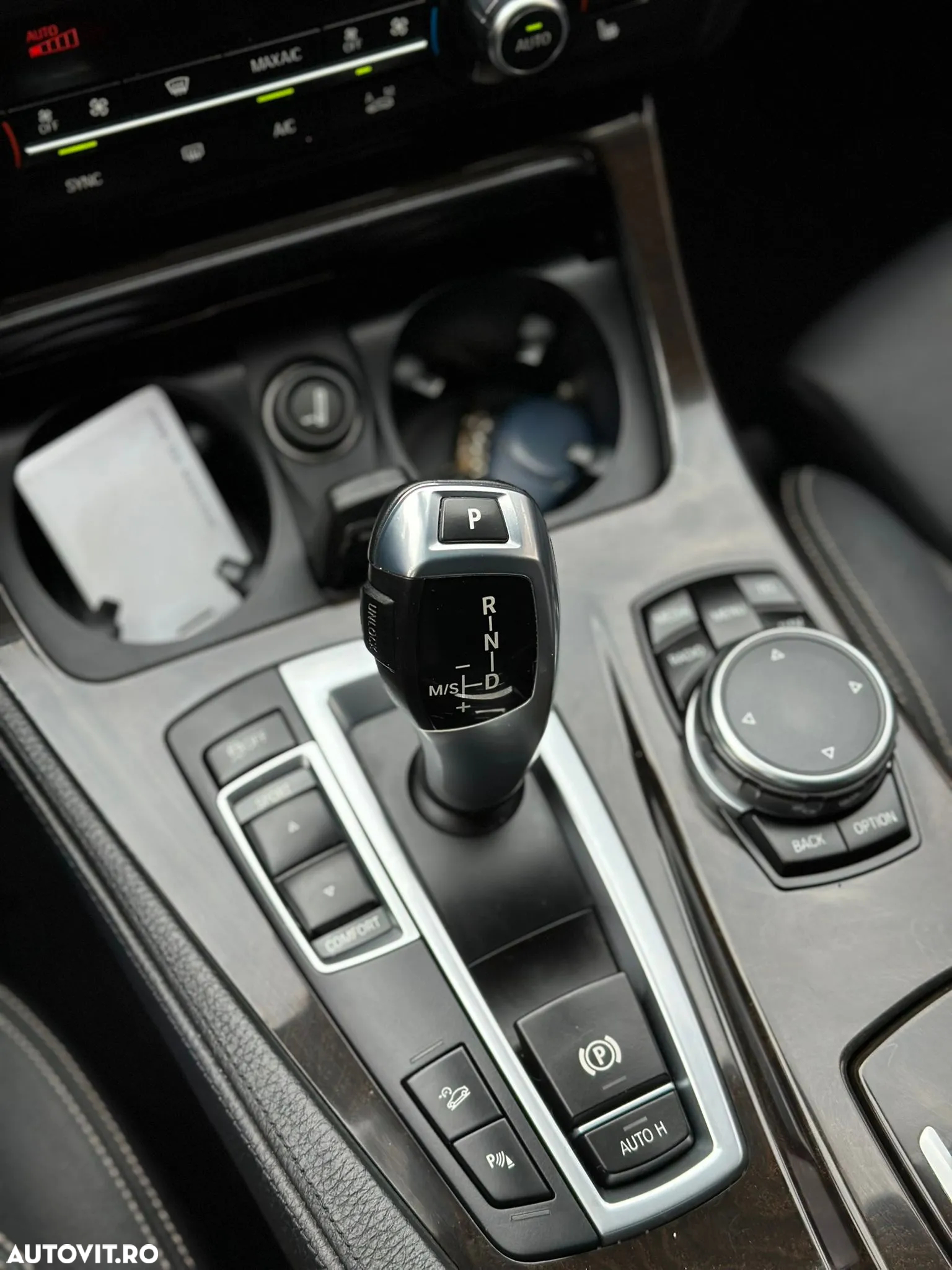 BMW Seria 5 520d xDrive Touring Aut. Luxury Line - 5